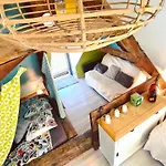 Le Doux Nid Bed & Breakfast 3*