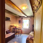 Le Doux Nid Bed & Breakfast