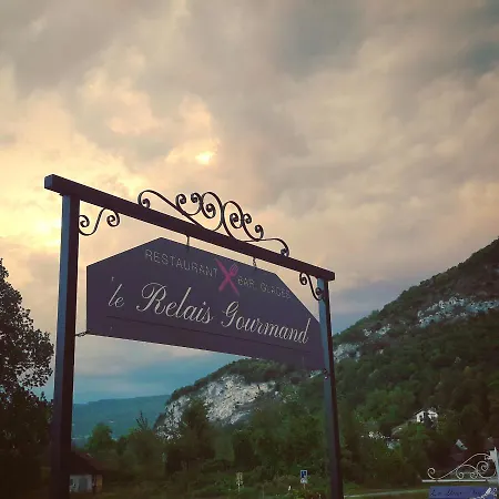 Le Doux Nid Couette-café