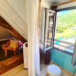 Le Doux Nid Bed & Breakfast