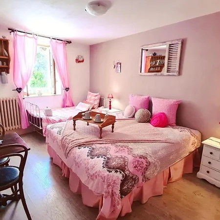 Le Doux Nid Bed & Breakfast 3*